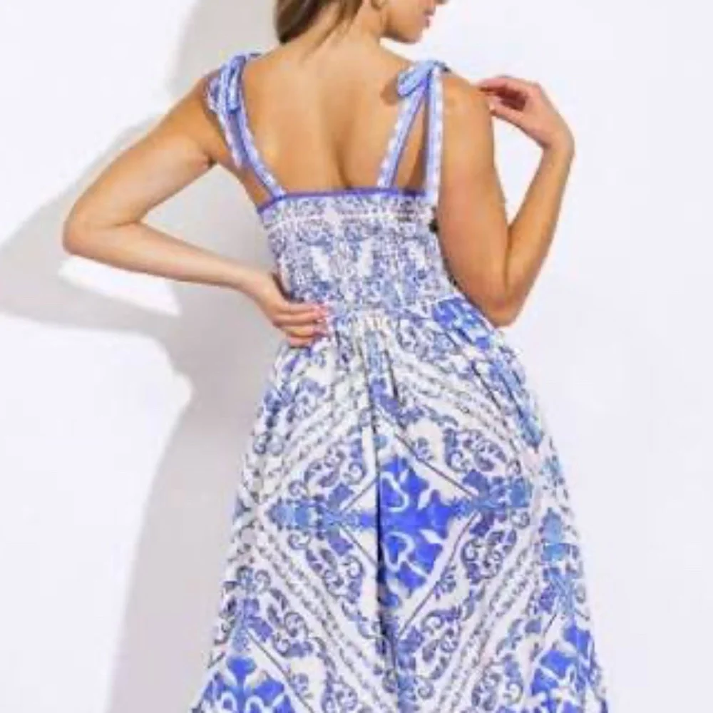 Flying Tomato Sapphire Sky Midi Dress - size M - Picture 2 of 6